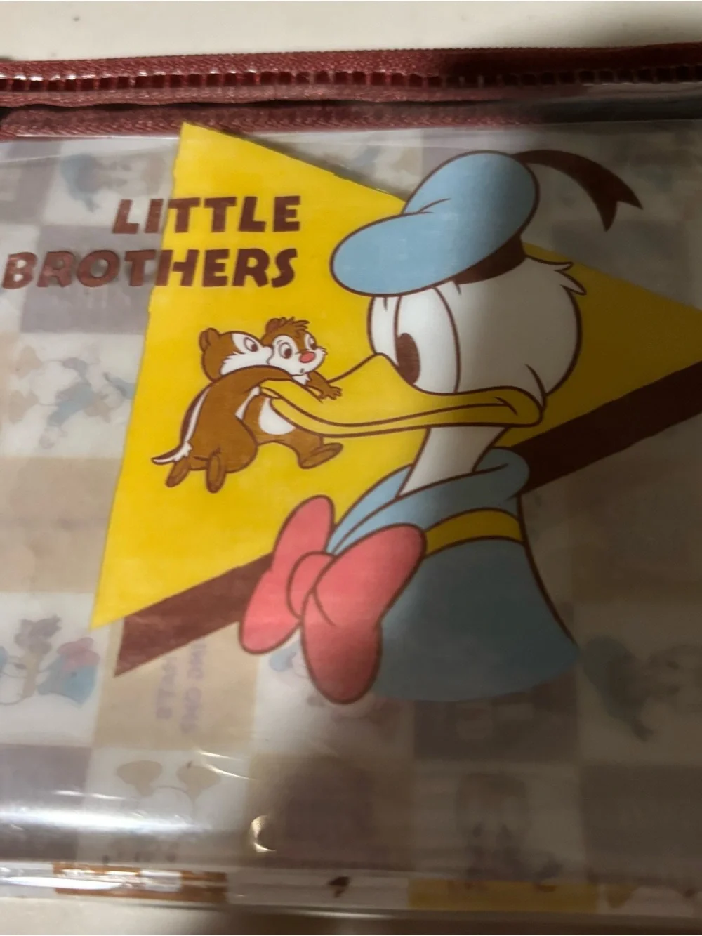 Donald Duck with the chipmunks new. Small.